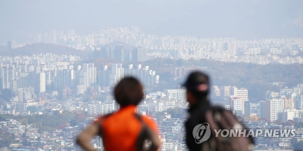 '쿼드러플 변수'에 주택 거래 한파…매매도 전세도 잘 안 나가