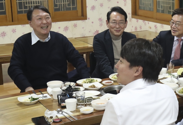 "김종인, 총괄선대위원장 수락"…윤석열·이준석 '극적 화해'