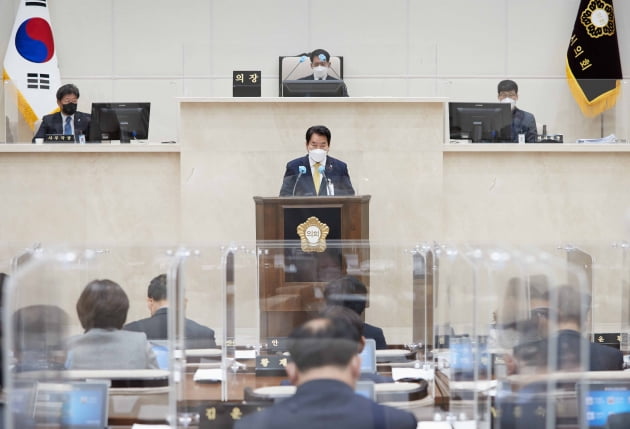 백군기 용인시장, "특례시 원년 맞아 일류도시 용인의 미래 열겠다"...시정연설에서 강조 