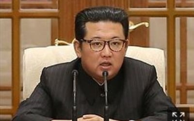 김정은 위원장의 '애민' 이미지 전략과 감성 정치