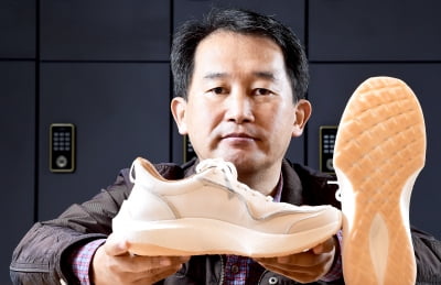 '25년' 신발 전문가, 비보이 전문화 만드는 스타트업 설립···브레이킹 동작 극대화 시킨다