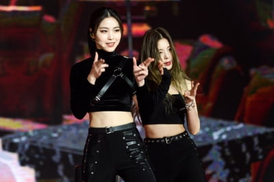 [포토] ITZY 류진, '예쁨이 가득~' (2021 SBS 가요대전)