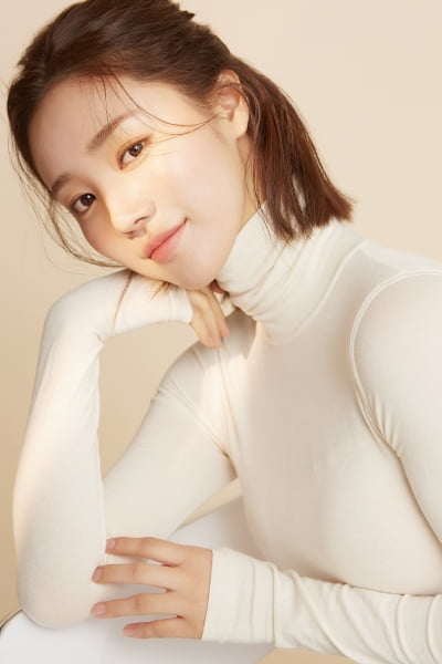 '광고계 샛별' 전사라, 감우성·박유나·김인이 한솥밥