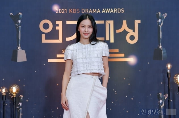 [포토] 고민시, '느낌있게~'(2021 KBS 연기대상)