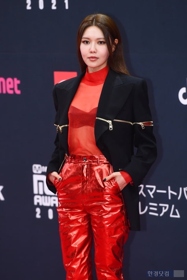 [포토] 최수영, '도도한 눈빛' (2021 MAMA)