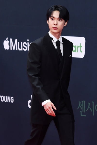 [포토] NCT 도영, '등장만으로 시선강탈'  (2021 MAMA)