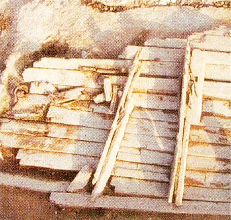 중국 산둥반도 봉래 앞바다에서 발굴된 고려배.
 