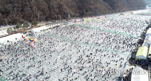 겨울 축제·해맞이 줄취소…위드 코로나 경기회복 기대 '수포'