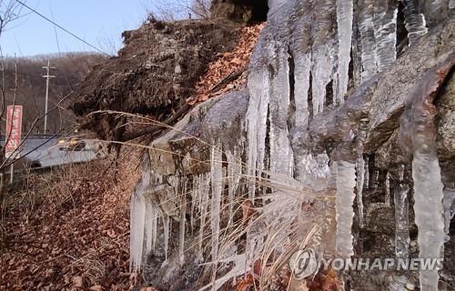 강원 오전까지 짙은 안개…낮부터 기온 '뚝'