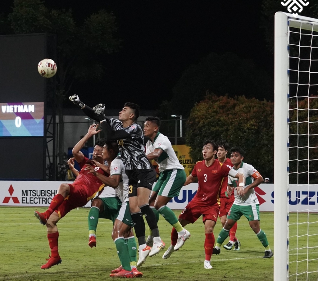 신태용의 인도네시아, 박항서의 베트남과 0-0…조 1위 '방긋'