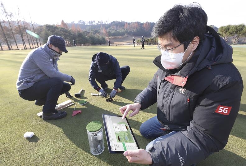 "IoT로 골프장 잔디 관리"…KT, 스마트그린 서비스 개발