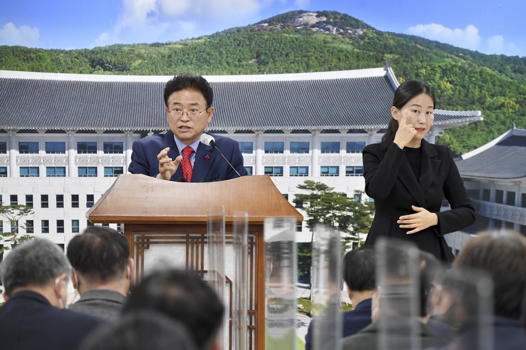 이철우 "많은 사람이 원하면 페달 계속 밟아야"…재선 도전 밝혀