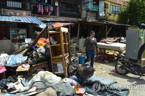 말레이시아 홍수 사망자 최소 48명…"지구 온난화 탓"