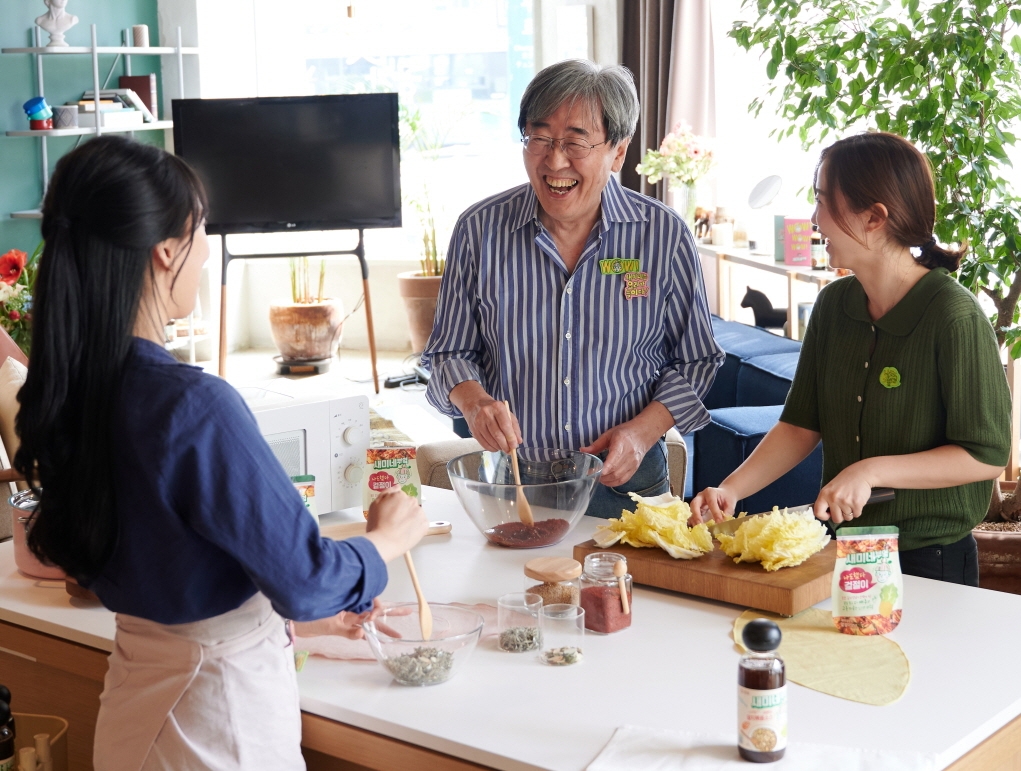 샘표, 각자 집에서 비대면으로 '요리하는 종무식' 진행