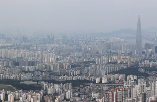 수도권 아파트값 상승폭 축소…세종 21주 연속 하락