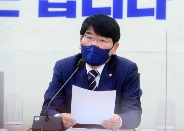 "실수요자 대출 중단 없게"…당정 절충안 논의