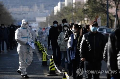 코로나 확산 중국, 국경도시 이동시 핵산검사 의무화