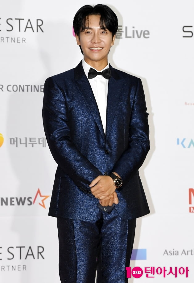 [TEN 포토] 이승기 '달콤한 눈빛'