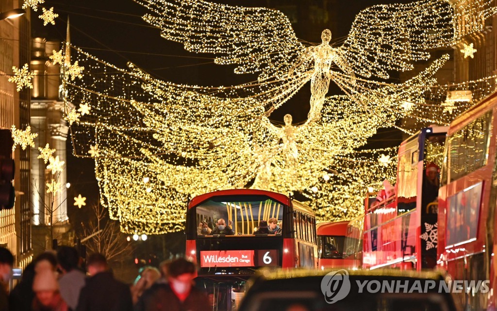 [고침] 국제(오미크론 입원율 낮나…"델타보다 덜 위험"…)