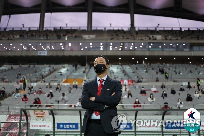 [프로축구결산] ④ 9개월만에 끝난 박진섭의 도전…미완으로 남은 '병수볼'