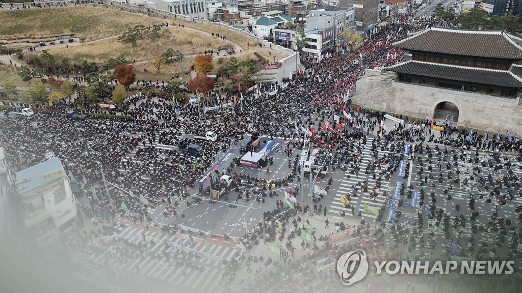 검찰, 작년 '광복절 집회' 민주노총 전 비대위원장 실형 구형