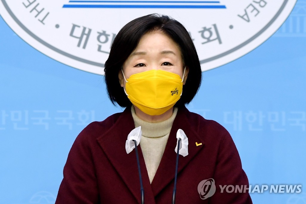 심상정 "군 병사에 최저임금 수준 급여 보장" 공약