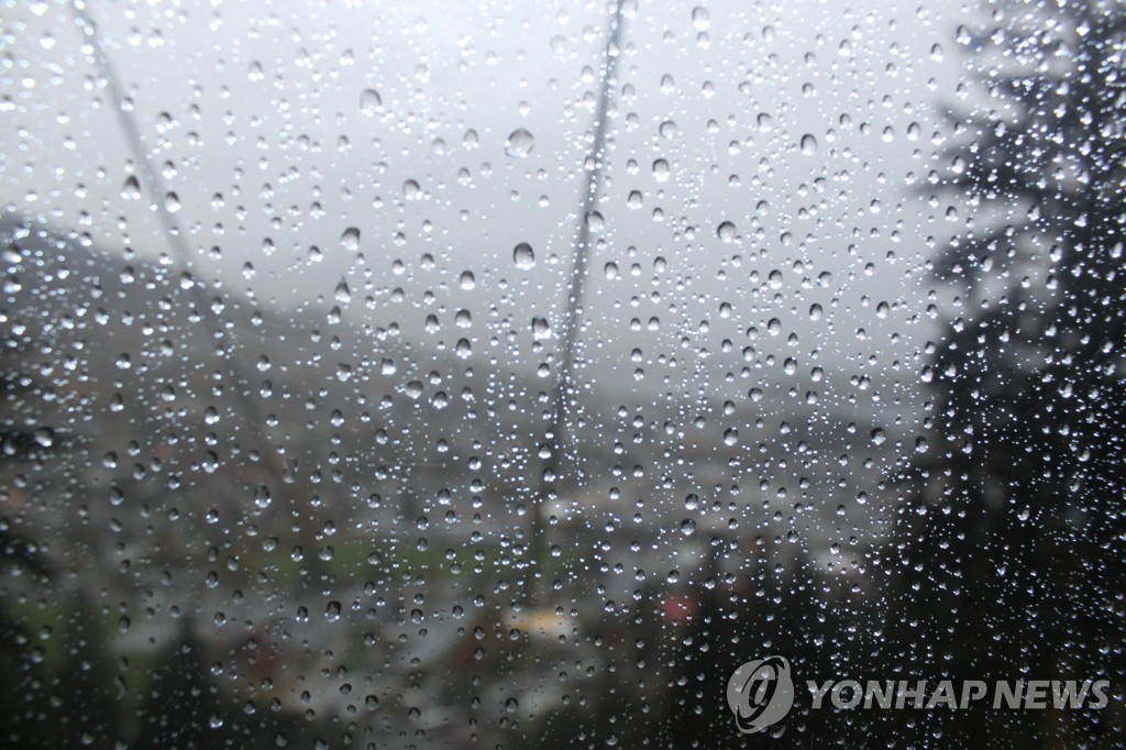 [날씨] 전국 흐리고 곳곳 눈·비…강원 동해안 강풍