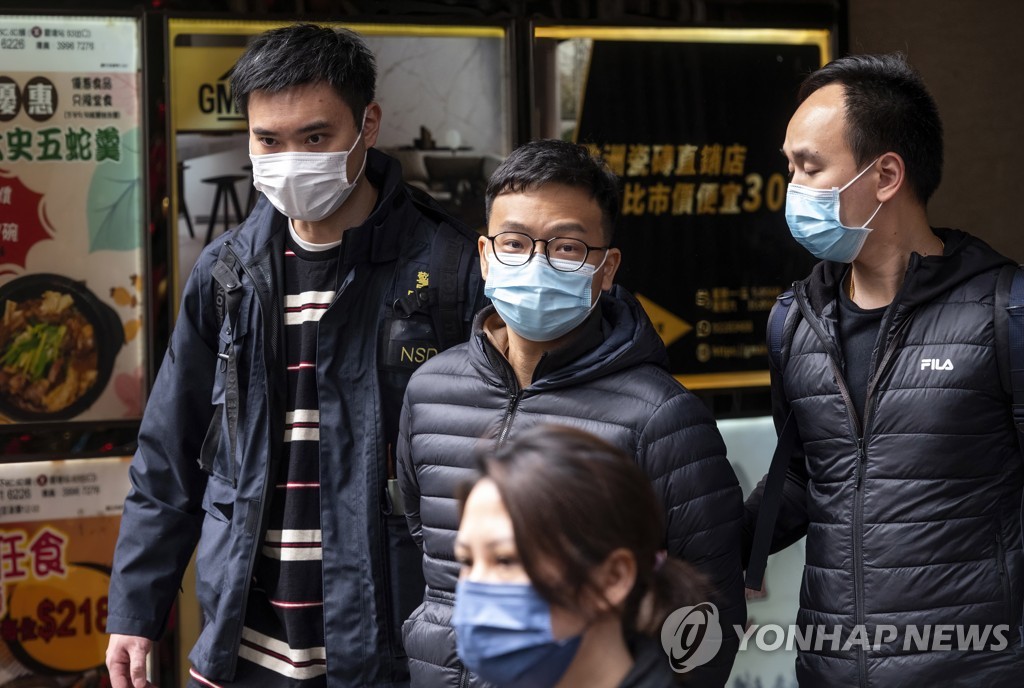 홍콩 민주매체 입장신문도 폐간…체포·자산동결에 백기(종합2보)