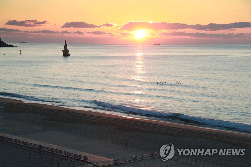 블랙이글스 비행 예고됐던 부산 해운대 새해맞이 행사 취소