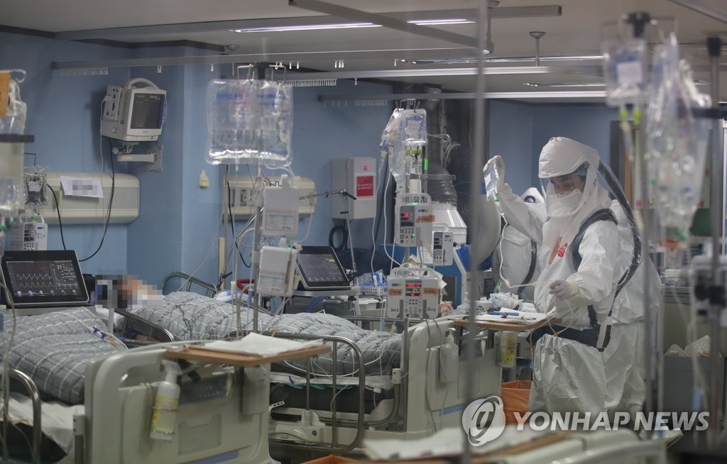 서울·인천 증증병상 가동률 91%…비수도권 병상대기 본격화