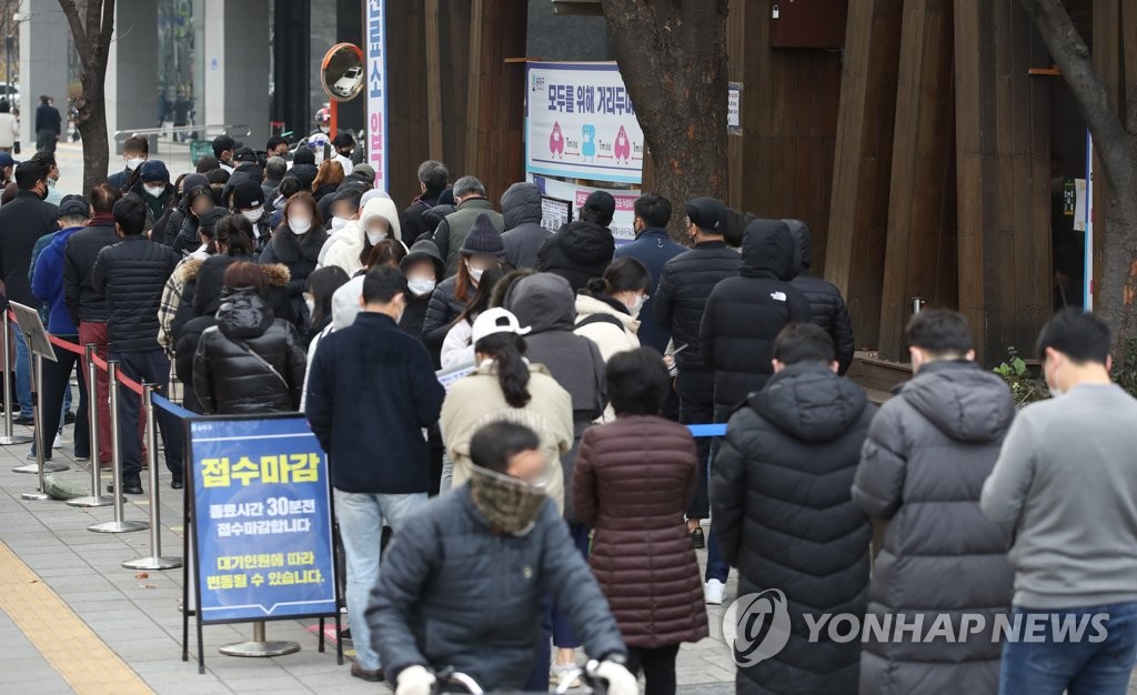 전북 곳곳에서 산발적 집단감염…"아직은 오미크론 발생자 없어"