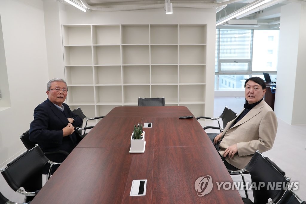 野, '조국 사과' 이재명에 "매표용 사과·표멜레온"(종합)