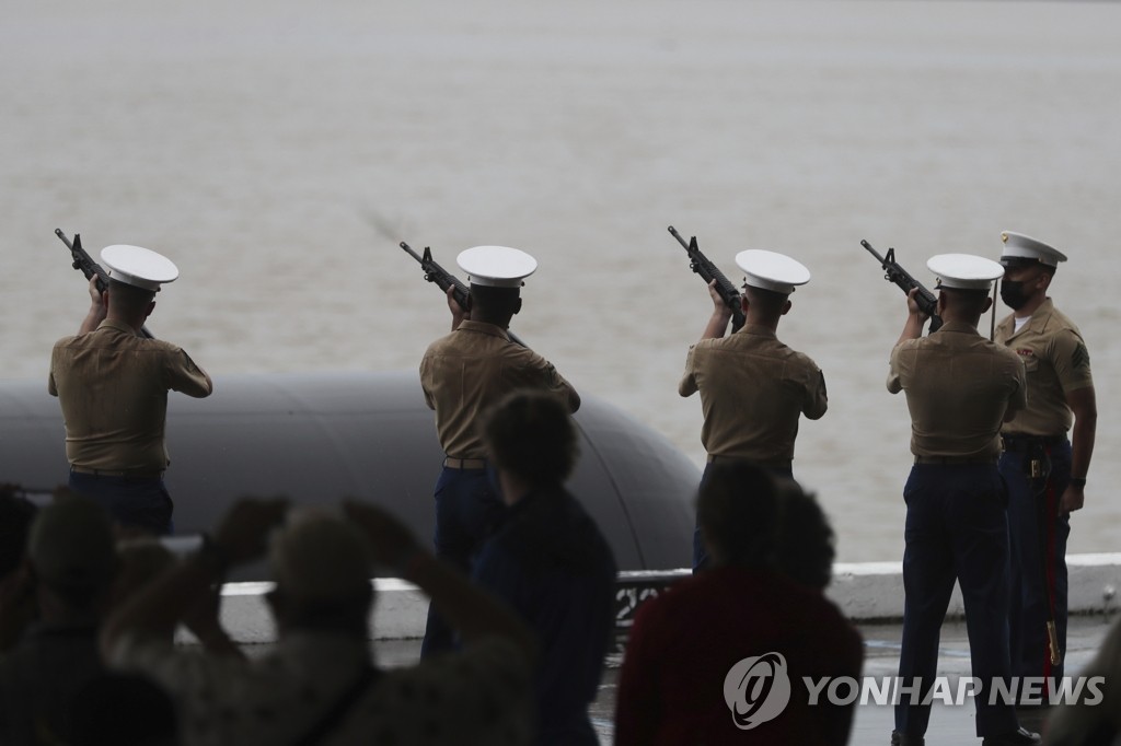 진주만 공습 80년…'일본계 강제수용·차별' 주목한 일본