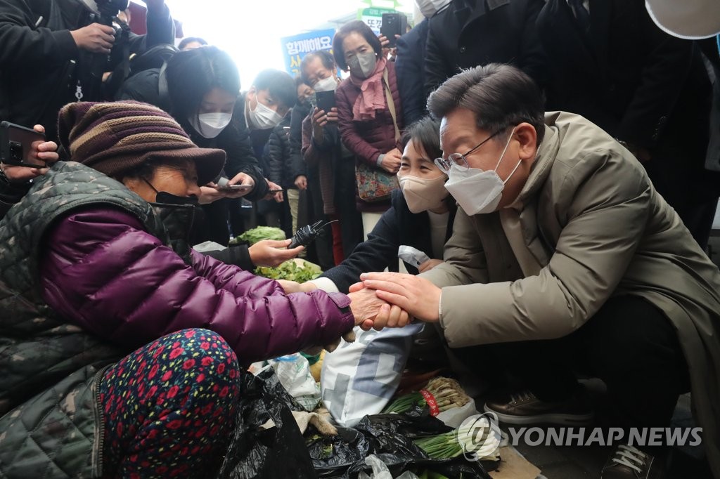 이재명, 민생 앞세워 거침없이 '우클릭'…노선갈등 표출(종합)