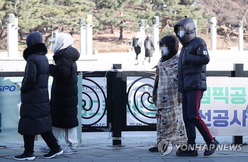 내일도 오늘만큼 쌀쌀…서울 아침 최저 영하 2도