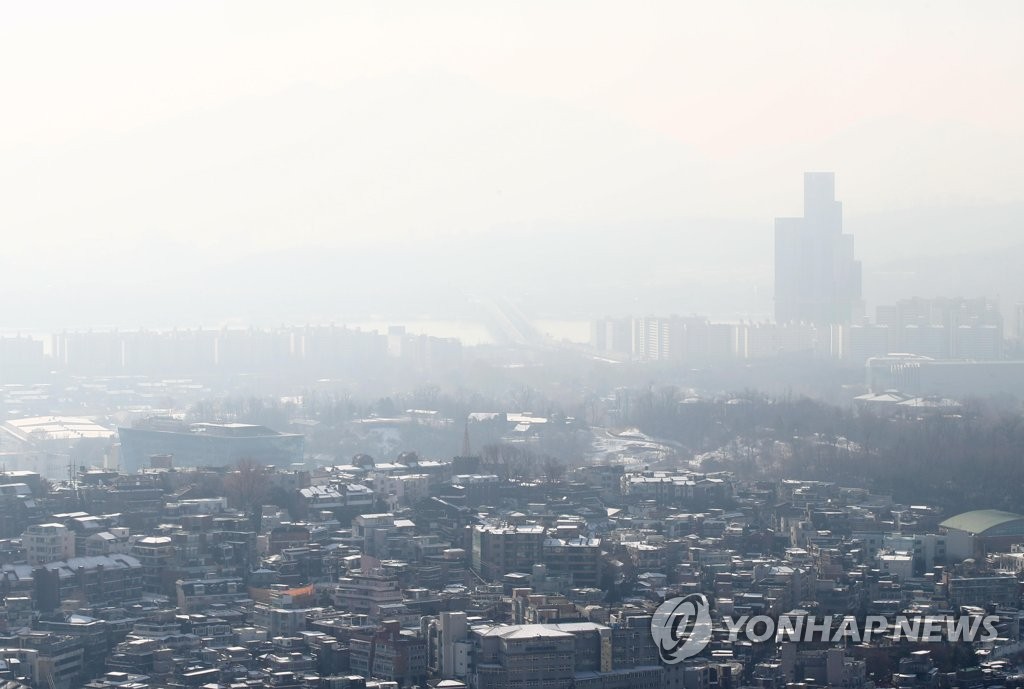 내일도 포근…출근시간 중부내륙에 짙은 안개