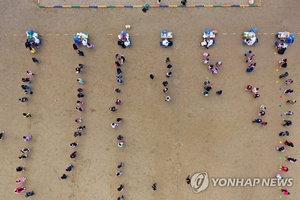 '오미크론에 집단감염까지'…광주 106명으로 두 번째 많은 확진