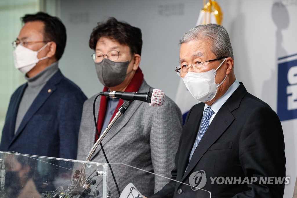 김종인 "선대위, 굉장히 느리고 융통성 없어…종합상황실 중심"