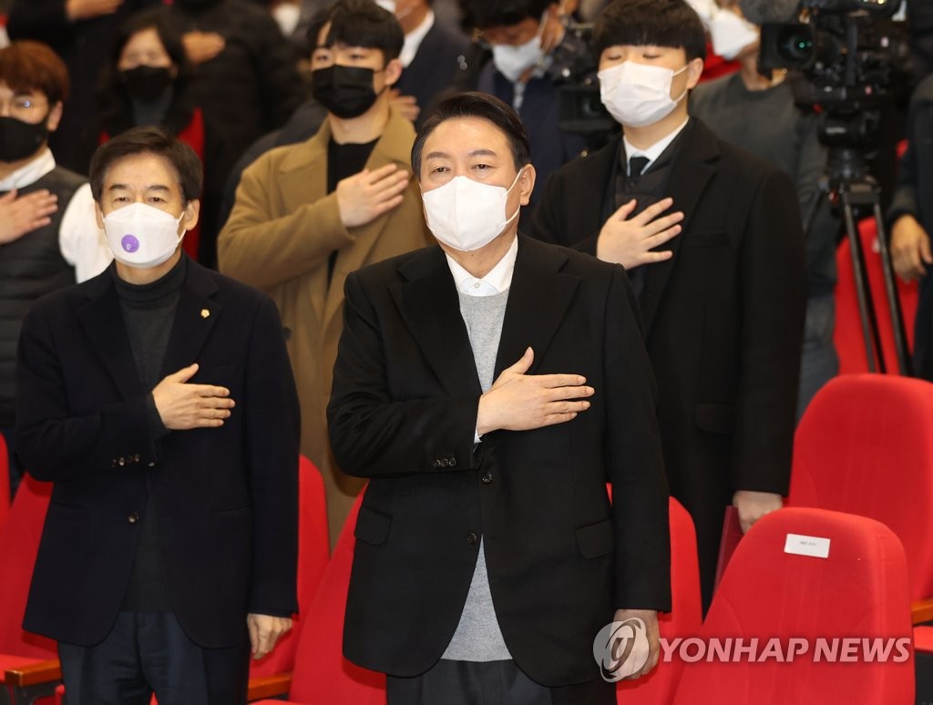 뒤숭숭 당 뒤로하고 호남 찾은 윤석열…"전북홀대론 없다"