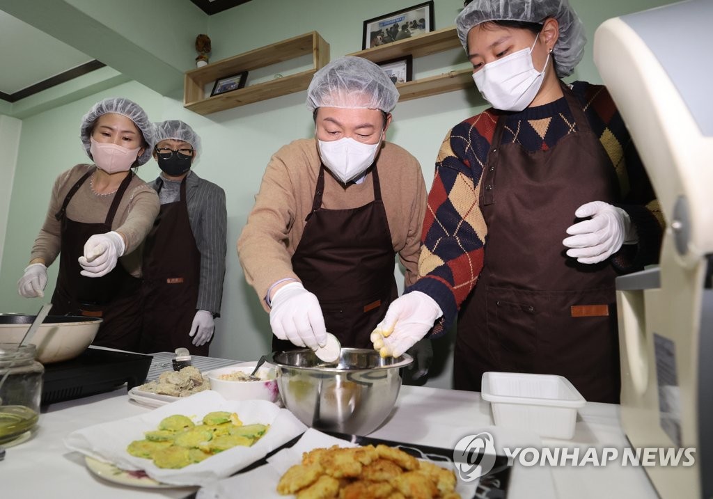 윤석열 "공공임대주택 연10만호 공급"…주거취약계층 지원 공약