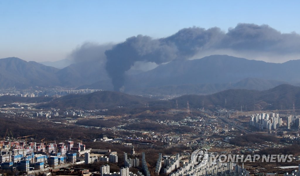 경기 하남 소파공장서 화재…인명피해 없어(종합)