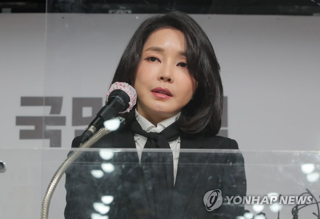 민주, 김건희 사과에 "신파 코미디…'개사과'와 도긴개긴"(종합2보)