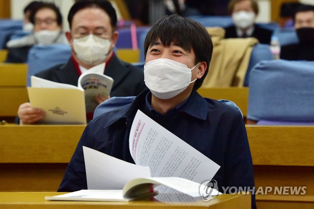 이준석, 일부 초선 '당대표 사퇴 요구'에 "이런게 민주주의"