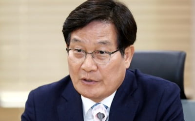 與 신동근 "당원게시판 폐쇄는 잘못된 결정…원상복구하라"