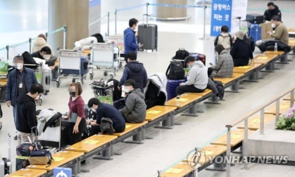 오미크론·격리조치에 좁아진 인천~괌 하늘길…잇따라 운항 중단