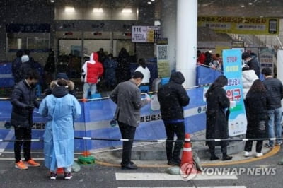 광주 모 중학교서 9명 확진…어린이집·초등학교서도 전수 검사