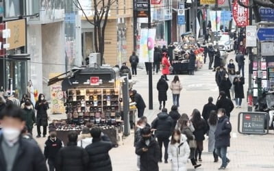 백화점·마트에도 방역패스…자영업 손실보상 500만원 선지급