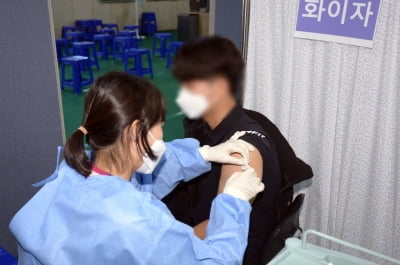 13일부터 학교로 찾아가는 백신 접종 시행