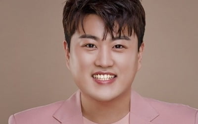 김호중, 앨범 누적 판매량 109만장…백현 이어 솔로가수 중 2위