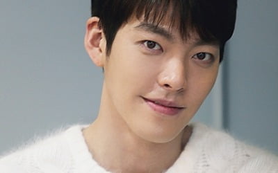 김우빈, '우리들의 블루스'에 '외계+인', '택배기사'까지…바쁘다, 바빠